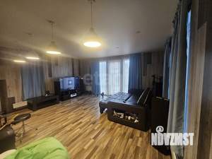 Дом 100м², 2-этажный, на длительный срок,