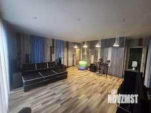 Дом 100м², 2-этажный, на длительный срок,