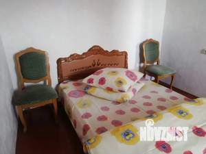 Дом 230м², 2-этажный, посуточно,