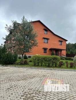 Дом 1450м², 3-этажный, на длительный срок,