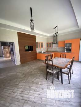 Дом 190м², 2-этажный, на длительный срок,