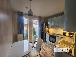 Дом 100м², 2-этажный, на длительный срок,