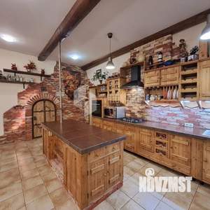 Коттедж 430м², 2-этажный, участок 35 сот.