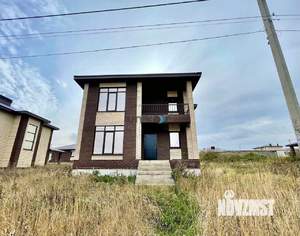 Дом 226м², 2-этажный, участок 8 сот.