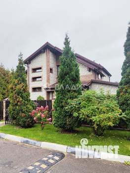 Дом 203м², 2-этажный, участок 14 сот.