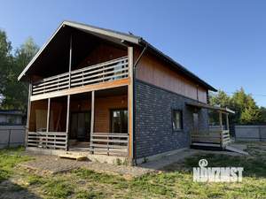 Дом 199м², 2-этажный, участок 10 сот.