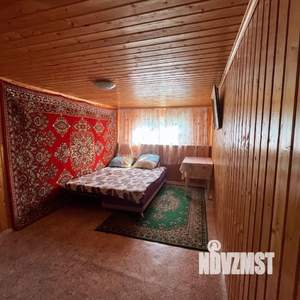 Дом 30м², 2-этажный, участок 4 сот.