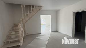 Коттедж 273м², 2-этажный, участок 11 сот.