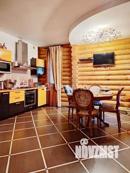 Дом 203м², 2-этажный, участок 14 сот.