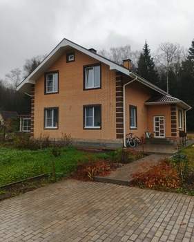 Дом 153м², 2-этажный, участок 8 сот.