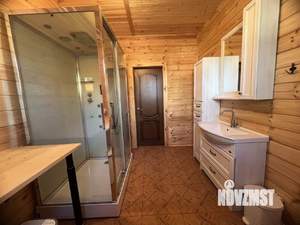 Коттедж 200м², 2-этажный, участок 15 сот.