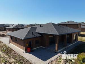 Дом 176м², 1-этажный, участок 10 сот.