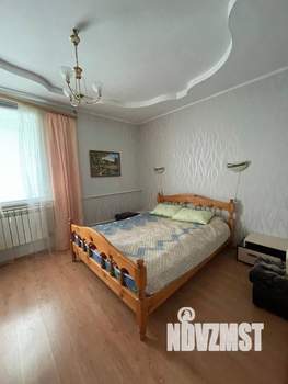 Дом 200м², 2-этажный, на длительный срок, 