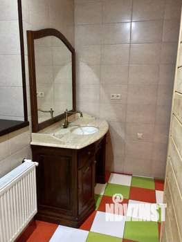 Дом 380м², 3-этажный, посуточно, 