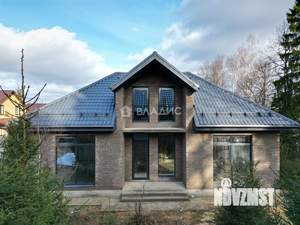 Дом 161м², 2-этажный, участок 10 сот.  