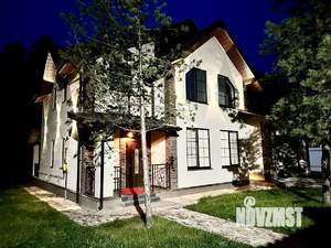 Дом 280м², 2-этажный, участок 12 сот.  