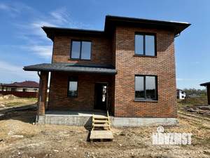 Дом 140м², 2-этажный, участок 10 сот.  
