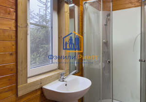 Дом 75м², 2-этажный, участок 9 сот.  