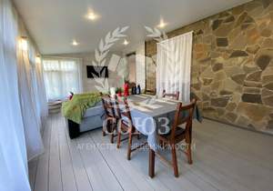 Дом 224м², 2-этажный, участок 12070 сот.  