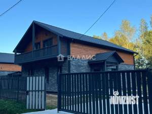 Дом 175м², 2-этажный, участок 11 сот.  