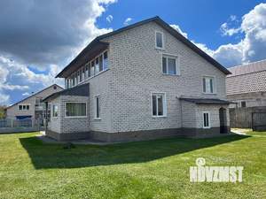 Дом 179м², 2-этажный, участок 8 сот.  