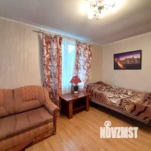 Дом 80м², 2-этажный, участок 6 сот.  