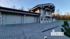 Дом 1500м², 2-этажный, участок 3 сот.  