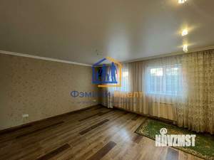 Дом 185м², 3-этажный, участок 10 сот.  