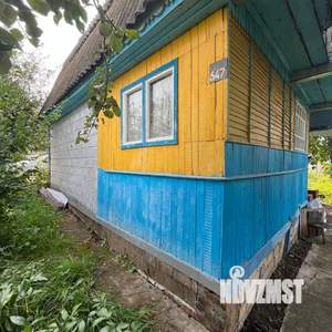 Дом 30м², 2-этажный, участок 4 сот.  