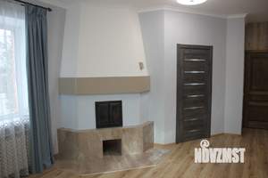 Дом 280м², 3-этажный, участок 15 сот.  