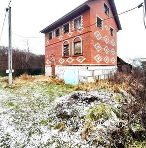 Дом 96м², 2-этажный, участок 10 сот.  