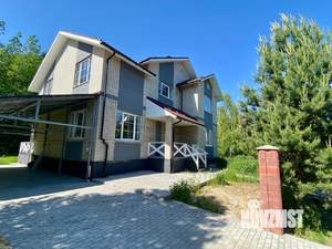 Дом 279м², 2-этажный, участок 15 сот.  