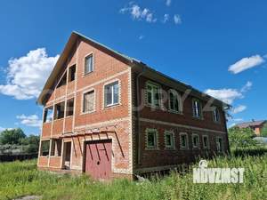 Дом 285м², 2-этажный, участок 18 сот.  