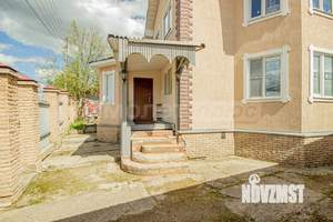 Дом 228м², 2-этажный, участок 15 сот.  