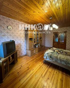 Дом 230м², 2-этажный, участок 15 сот.  