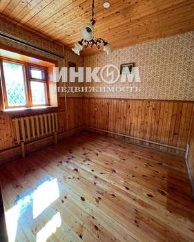 Дом 230м², 2-этажный, участок 15 сот.  