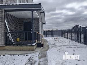 Дом 180м², 2-этажный, участок 15 сот.  