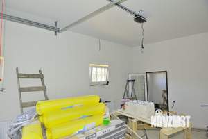 Дом 250м², 2-этажный, участок 15 сот.  