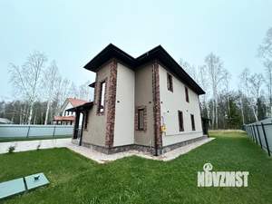 Коттедж 305м², 2-этажный, участок 15 сот.  