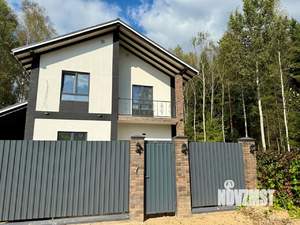 Дом 206м², 2-этажный, участок 12 сот.  