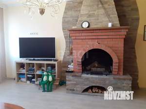 Дом 400м², 4-этажный, участок 18 сот.  