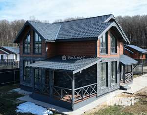 Дом 150м², 2-этажный, участок 10 сот.  