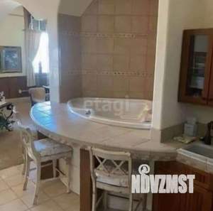 Дом 175м², 2-этажный, участок 9 сот.  