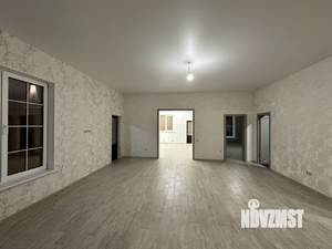 Коттедж 305м², 2-этажный, участок 15 сот.  