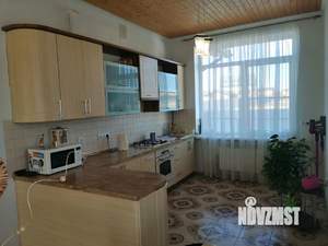 Дом 220м², 2-этажный, участок 24 сот.  