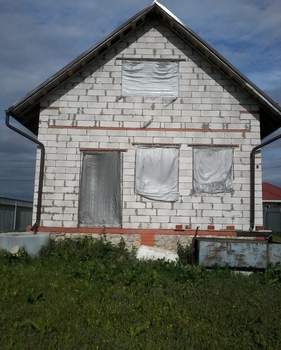 Дом 140м², 2-этажный, участок 10 сот.  