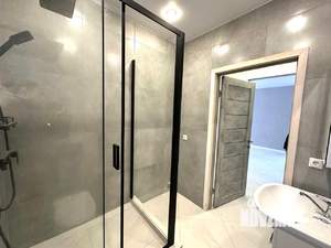 Дом 140м², 2-этажный, участок 10 сот.  