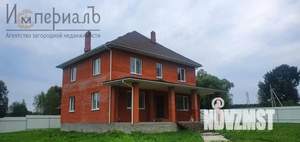Дом 241м², 2-этажный, участок 15 сот.  