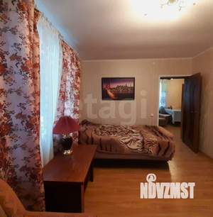 Дом 80м², 2-этажный, участок 6 сот.  