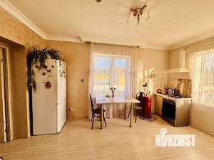 Дом 300м², 2-этажный, участок 15 сот.  